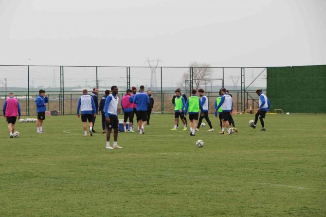 Gürsel: “Bandırmaspor Olarak Güzel Bir Maç Oynayacağımıza İnanıyorum”