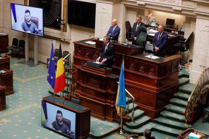 Zelenskiy Belçika Parlamentosuna Hitap Etti: “Barış Elmastan Daha Değerli”