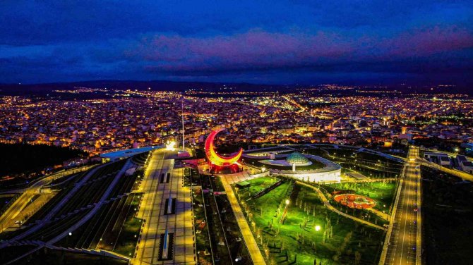 Balıkesir’in Simgesi Çamlık Şehitler Camii’nde İlk Kez Teravih Namazı Kılınacak
