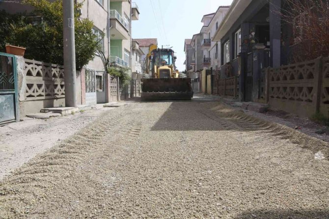 Serdivan’da Asfalt Çalışmaları Hız Kesmiyor