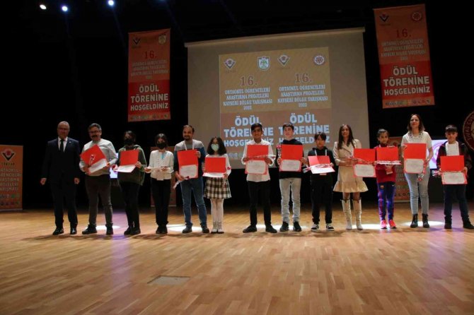 Kayserili Öğrenciler Sivas’a Damga Vurdu