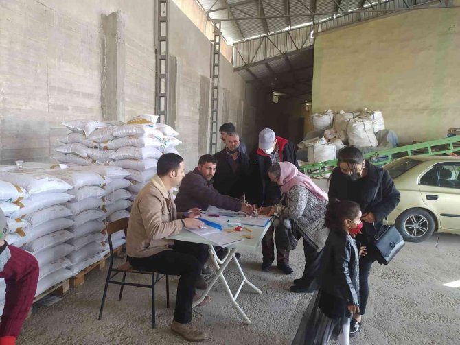 Sungurlu’da Üreticilere 10 Ton Nohut Tohumu Dağıtıldı