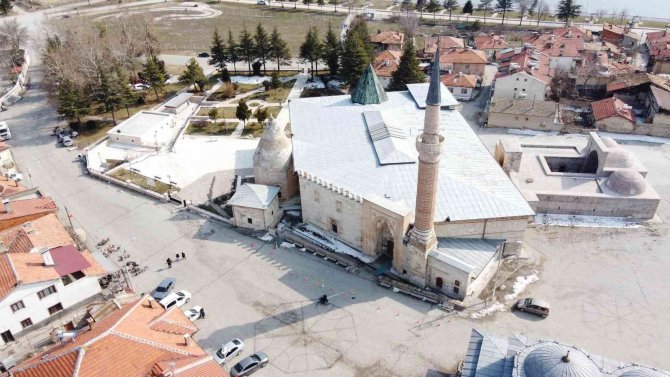 Ecdat Yadigari 723 Yıllık Tarihi Camiye Üst Düzey Koruma
