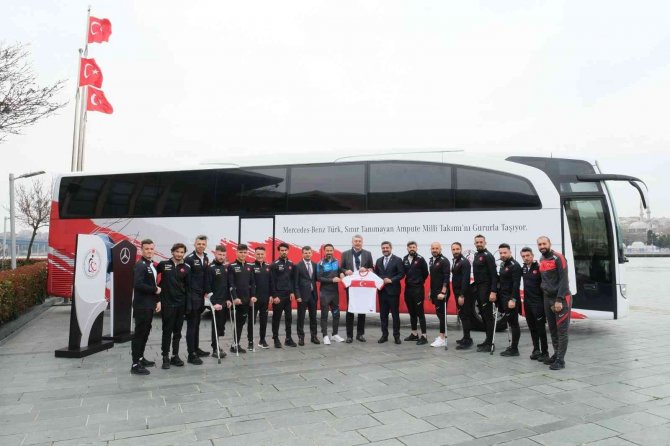 Mercedes-benz Türk, Ampute Futbol Milli Takımı’nın Resmi Ulaşım Sponsoru Oldu