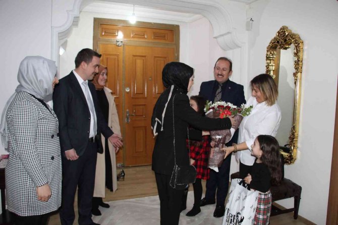 8 Bin 500 Öğretmen Şırnaklıların Kapısını Çalıyor