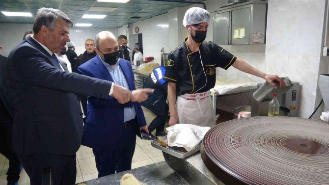 Van’da Fırın Ve Pastanelere Ramazan Denetimi