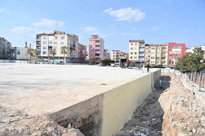 Zağnos Paşa Camisi’nin Çevresi Bütünleşiyor