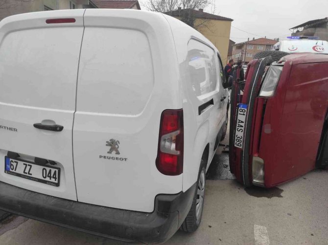 Direksiyonda Kan Şekeri Düşünce Aracıyla Takla Attı