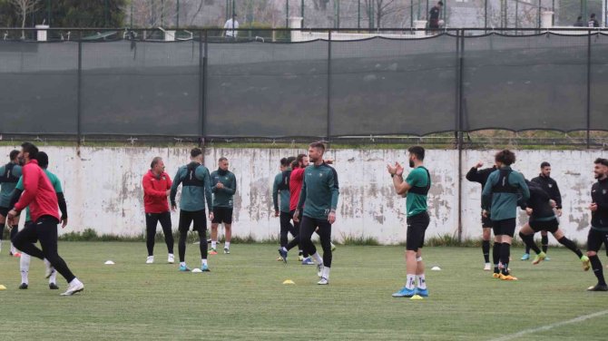 Denizlispor Düşme Hattından Çıkmak İstiyor