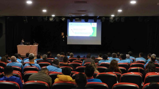 Alanya Belediyesi Personeline ‘İ̇ş Sağlığı Ve Güvenliği’ Eğitimi