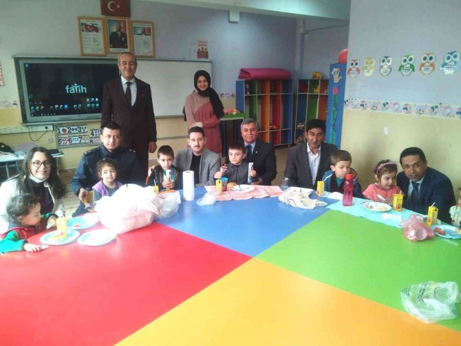 Altıntaş’ta İlkokul Öğrencilerine Diş Taraması Ve Diş Sağlığı Eğitimi