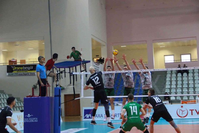 Efeler Ligi: Bingöl Solhan Spor: 3 - Bursa Bbsk: 2