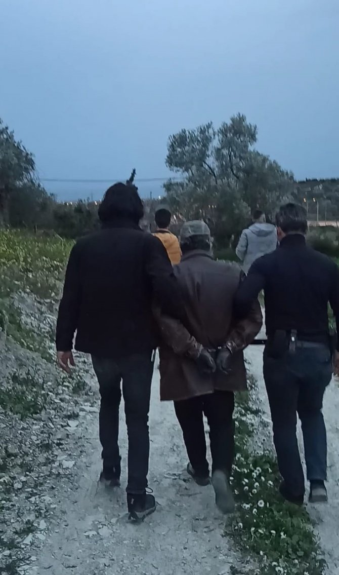 Baltayla Öldürülmüştü, Cinayet Şüphelisi Hayvan Damında Saklanırken Yakalandı