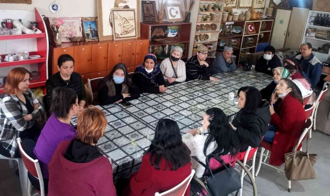 Ayvalık’ta Boed Üyesi Engellilere Psikolojik Eğitim