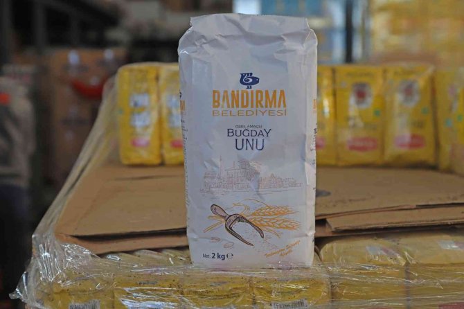 Bandırma Belediyesi’nden 3 Bin Aileye Bakliyat Yardımı Yapıldı