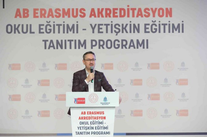 Başakşehir Eğitimde Rol Model Oluyor