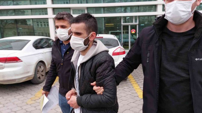 Ablasını Darp Etmekten Tutuklanan Zanlı: 