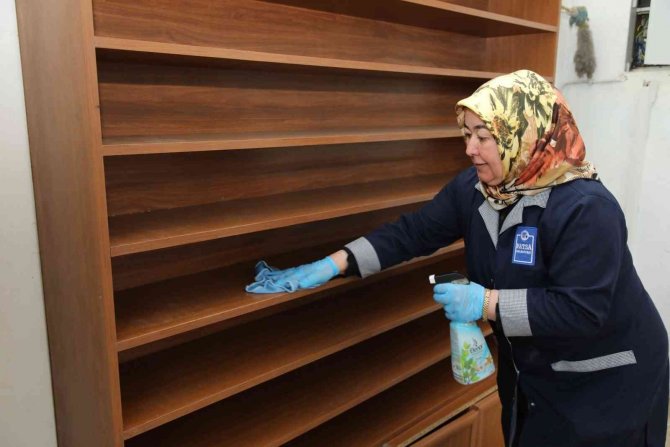 Camilerde Ramazan Temizliği