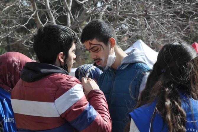 Burdur’da Dünya Otizm Farkındalık Günü Etkinlikleri