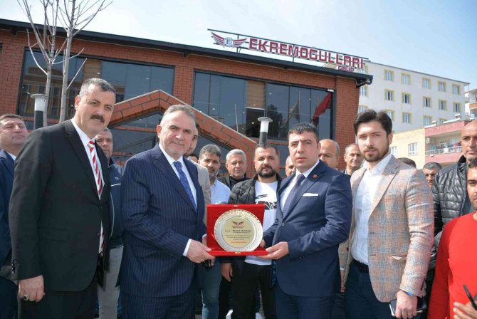 Cumhurbaşkanı Başdanışmanı Minder, Batman’da Sıcak İlgiyle Karşılandı