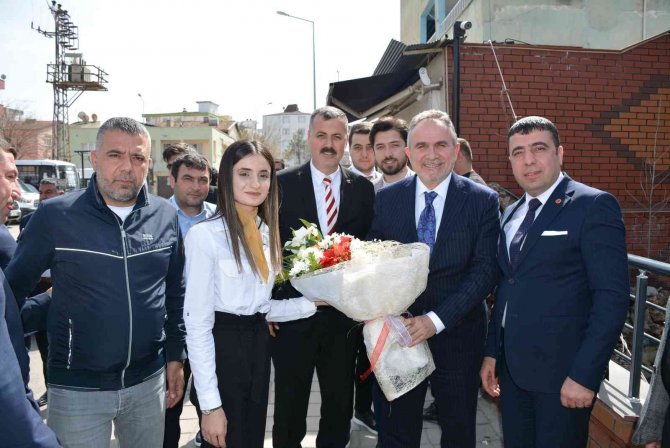 Cumhurbaşkanı Başdanışmanı Minder, Batman’da Sıcak İlgiyle Karşılandı