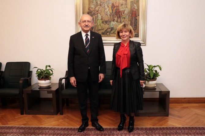 Chp’li Sol, Kılıçdaroğlu’na, Türkiye Kadın Kooperatifleri Projesini Anlattı