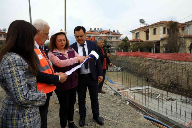 Dalaman’ın 32 Milyon Tl’lik Alt Ve Üstyapı Çalışması Sürüyor