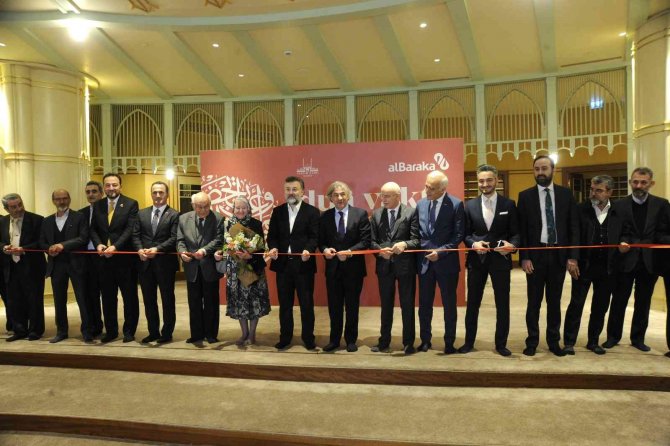 ‘Dua’ Temalı Hat Sergisi Taksim Camii Sergi Salonu’nda Sanatseverlerle Buluştu