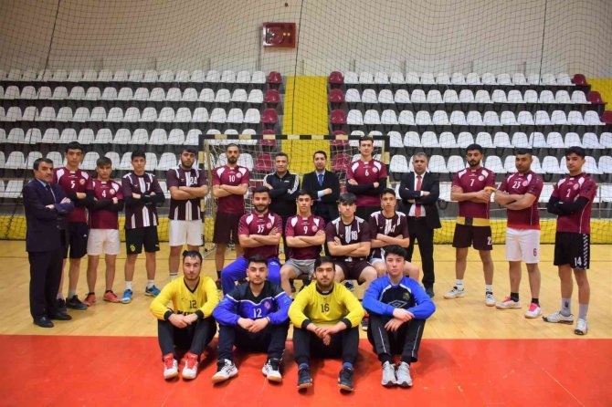 Elazığ Gençlikspor Hem Kadınlarda Hem Erkeklerde Play-off Yolcusu