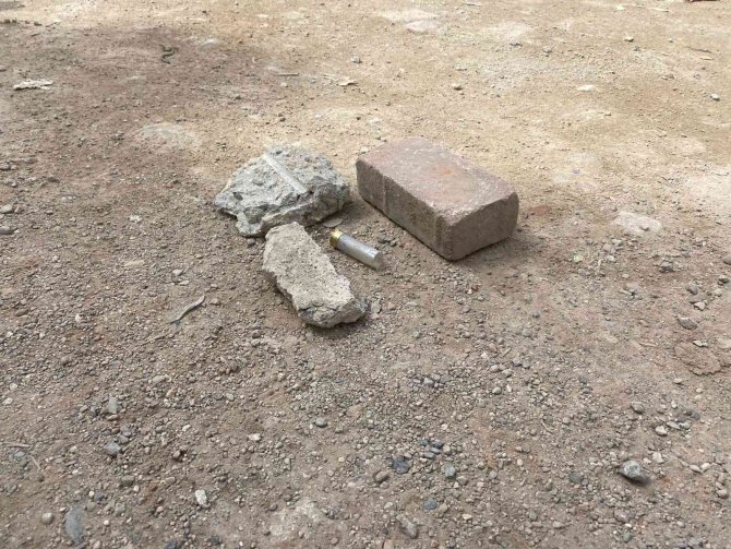 Husumetlisine Pompalı Tüfekle Ateş Ederken İşçiyi Yüzünden Yaraladı