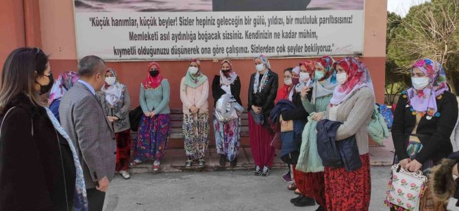 Erdek’te Orman Haftasında Fidan Dikildi
