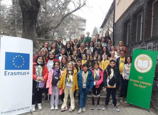 Türk Çocuk Oyunları Ve El Sanatlarını Bulgaristan’da Tanıttılar