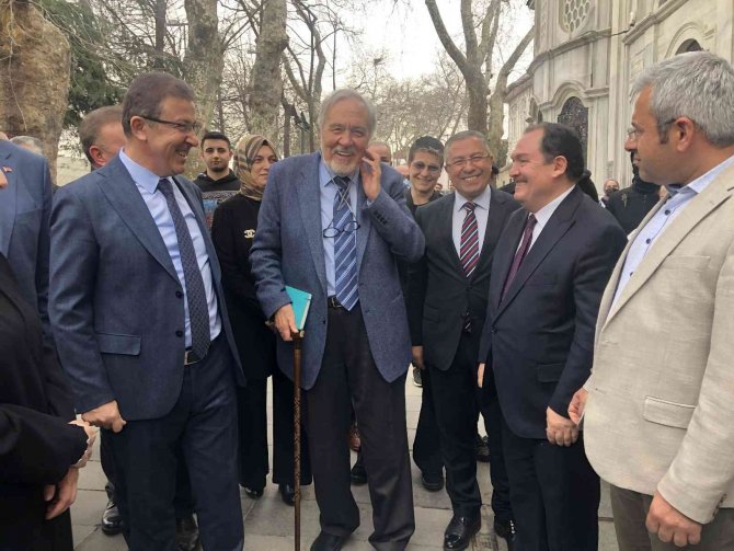 Eyüpsultan Kitap Fuarı’nın Açılışını, Prof. Dr. İ̇lber Ortaylı Gerçekleştirdi