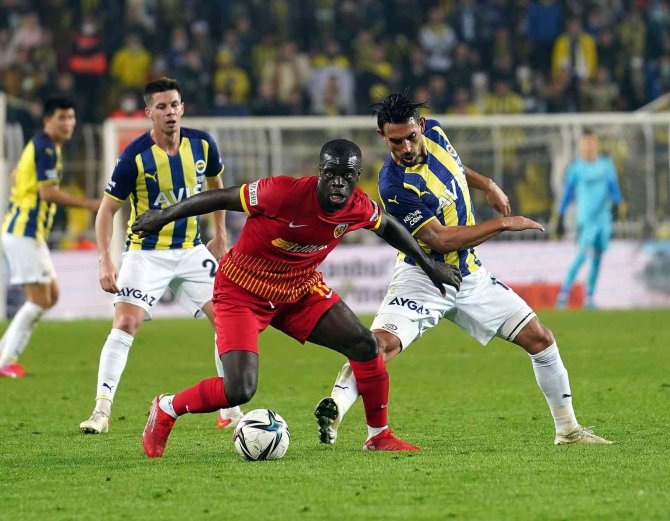 Fenerbahçe İle Kayserispor 42. Randevuda