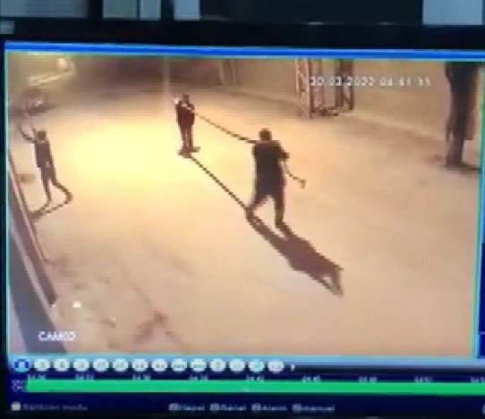 Hırsız Duvardan İnerken Hırsızlarla Karşılaştı