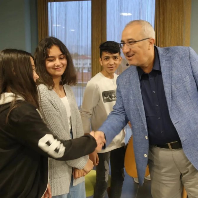 Geleceğin Yöneticileri Başkan Arslan İle Buluştu