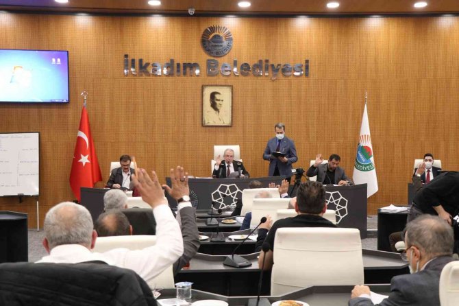 İ̇bb’den İ̇lkadım Belediyesi’ne 2 Otobüs