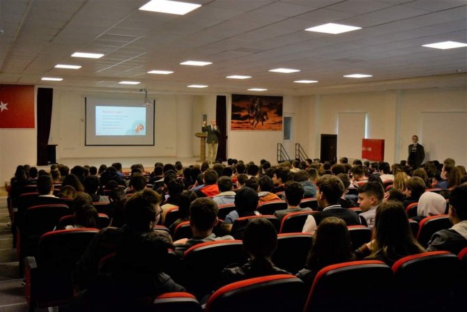 İ̇psala’da ’Başarı Tesadüf Değildir’ Semineri