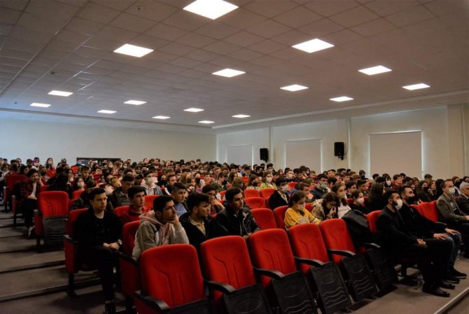 İ̇psala’da ’Başarı Tesadüf Değildir’ Semineri