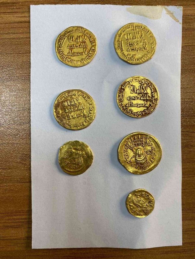 İ̇stanbul’da Tarihi Eser Kaçakçılarına Operasyon: 5 Gözaltı