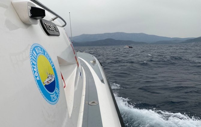 Yunan Unsurlarınca Geri İtilen 14 Göçmen Kurtarıldı