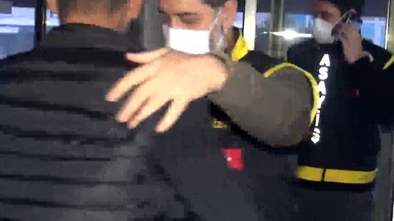 Polis Aranan 7 Şüpheliyi Yakaladı