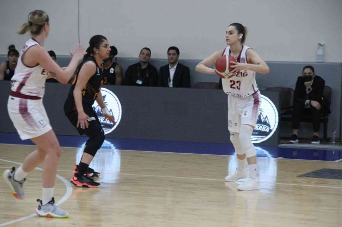 Kadınlar Basketbol Süper Ligi: Elazığ İ̇l Özel İ̇dare: 69 - Galatasaray: 80