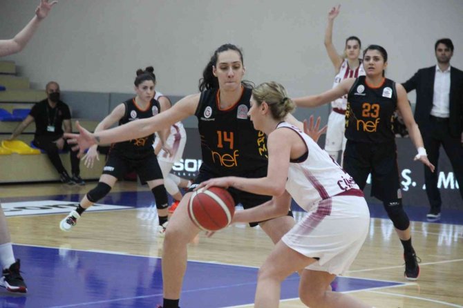 Kadınlar Basketbol Süper Ligi: Elazığ İ̇l Özel İ̇dare: 69 - Galatasaray: 80