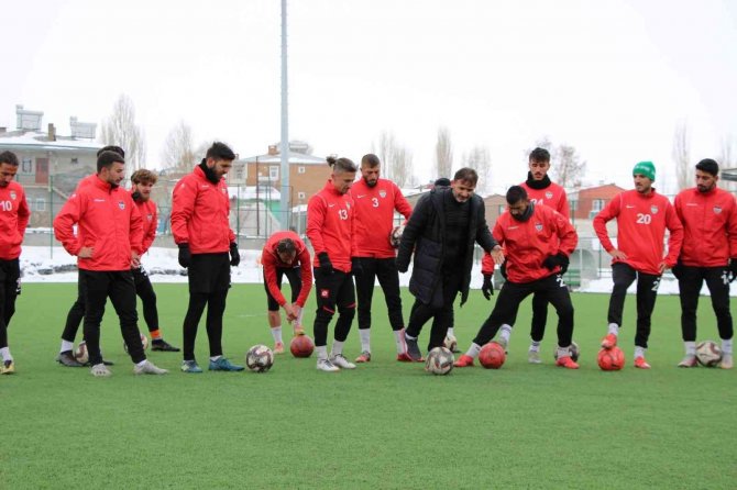 Kars 36 Spor Yakutiye Maçı Hazırlıklarını Tamamladı