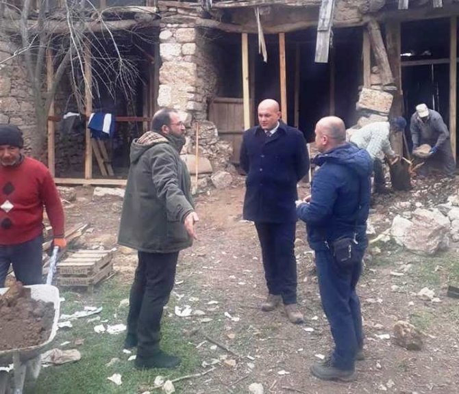 Kaymakam Korkmaz, Aizanoi Antik Kenti Çevresindeki Restorasyon Çalışmalarını İnceledi