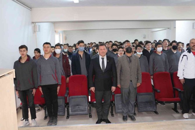 Kabakcı, Öğrenciler İle Buluştu