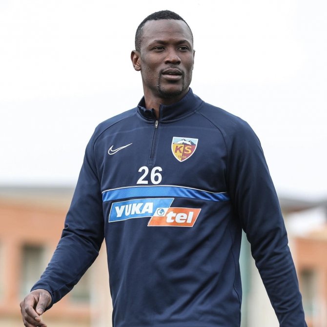 Kayserispor’un Milli Futbolcuları Döndü