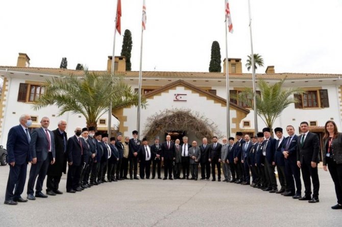 Kktc Cumhurbaşkanı Tatar, Kağıthaneli Gazilerle Bir Araya Geldi