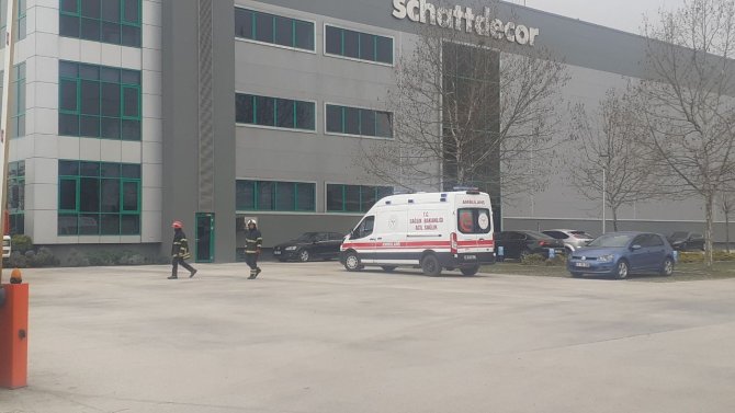Dekoratif Kağıt Baskı Fabrikasında Çıkan Yangın Panik Oluşturdu